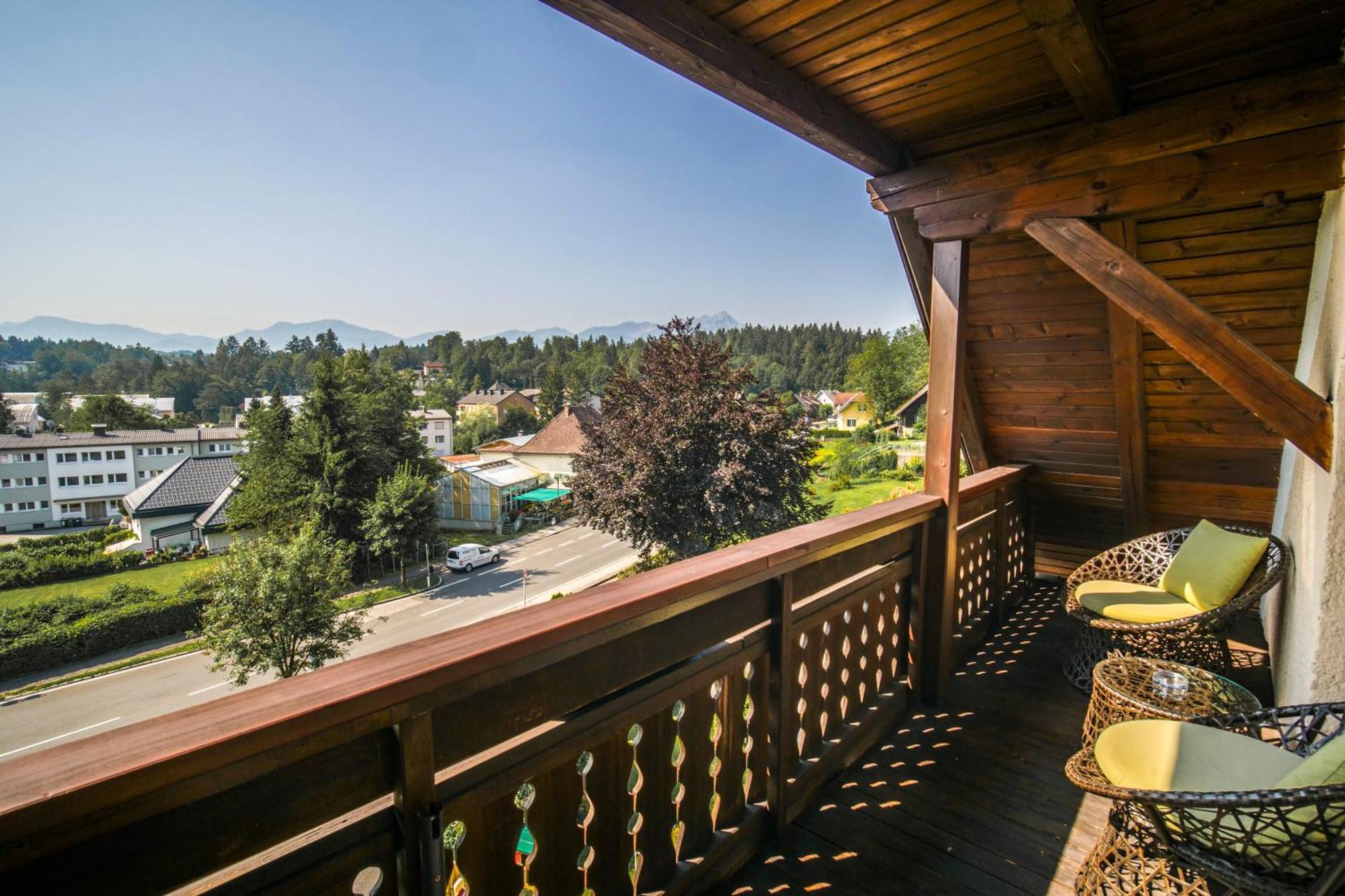 Hotel Karntnerhof Velden By S4Y Velden am Woerthersee Exterior photo